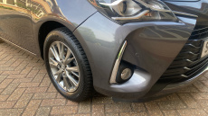 Toyota Yaris 1.5 VVT-i Icon Tech 5dr Petrol Hatchback
